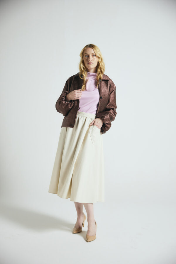 Long cream skirt with pocket