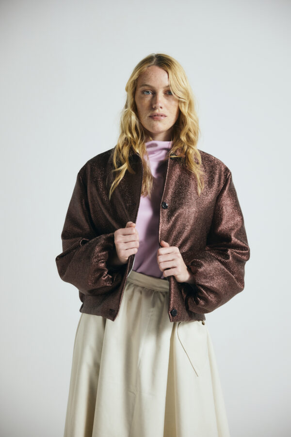 Cobber bomber with buttons