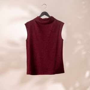Turtleneck top in burgundy wool