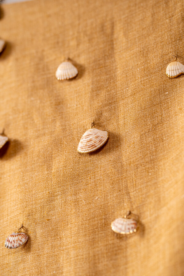 Bold A-skirt in sand coloured linen with decorated seashells - Billede 7