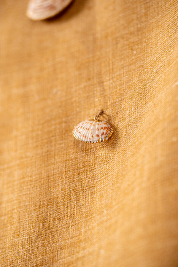 Bold A-skirt in sand coloured linen with decorated seashells - Billede 6